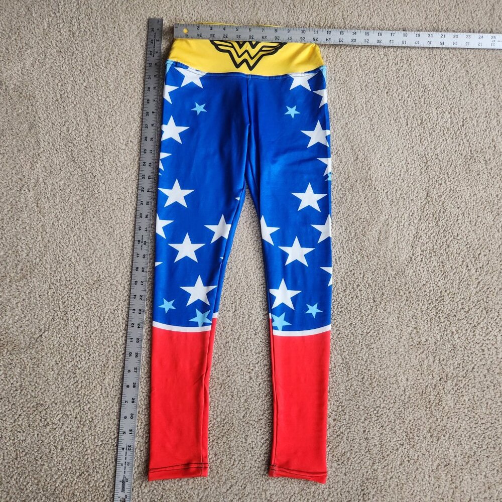 NEW Wonder Woman Leggings Superhero Comic SMALL - Picture 4 of 5